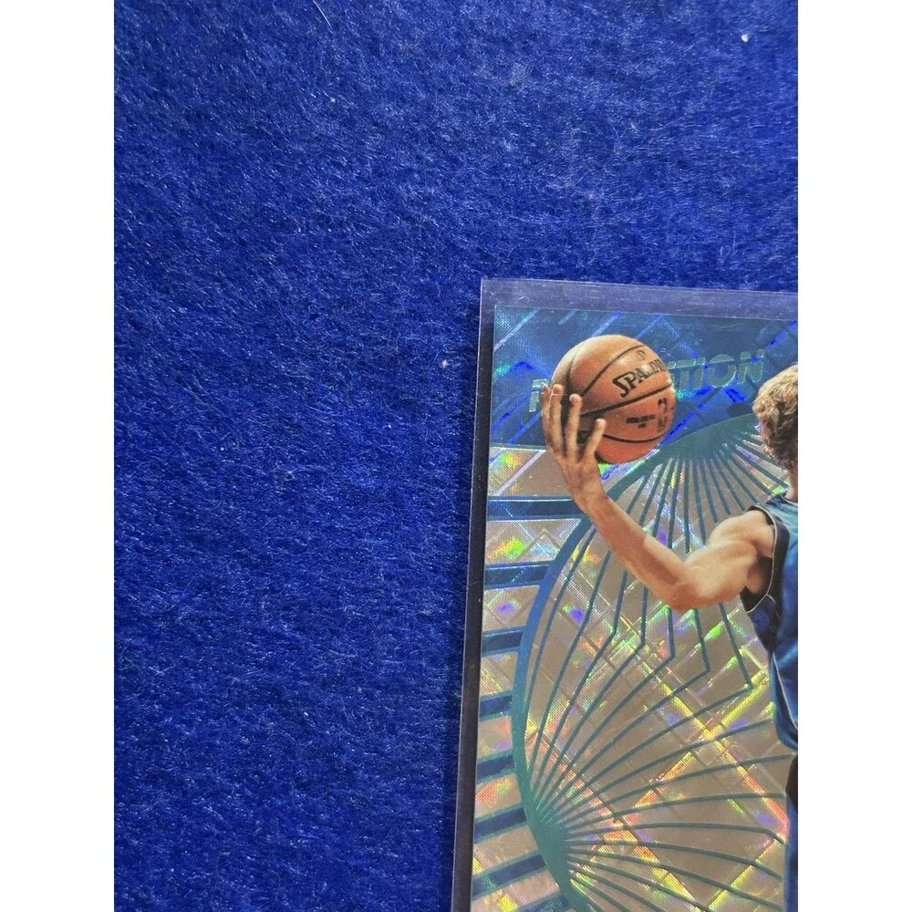 2016-17 Panini Revolution Show Stoppers Dirk Nowitzki #8  #’d /100 Mavericks